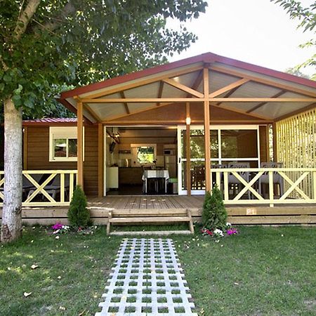 Bassegoda Park Albanya Экстерьер фото